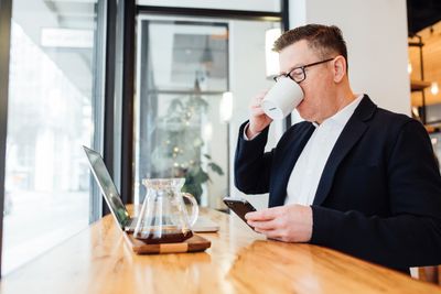 Dating App ab 60 | einfach & schnell ans Ziel